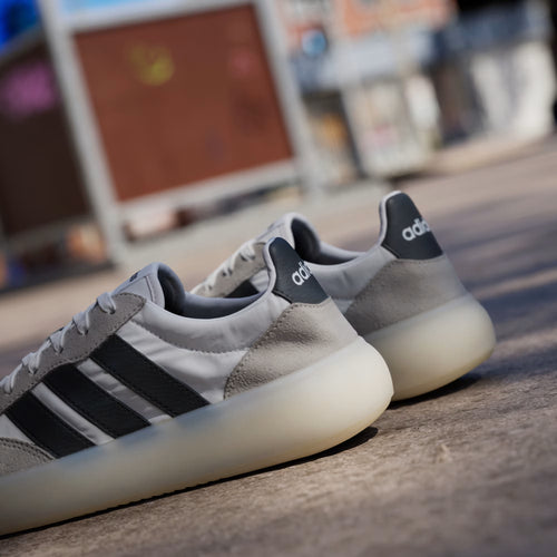 Adidas - Tenis Barreda Decode para Mujer – Blanco, Negro y Gris